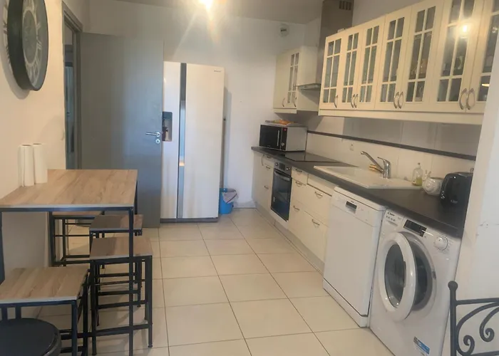 Trés Bel De 105 M2 Et 45 M2 De Terrasse à 100 M Du Port Appartement Porto-Vecchio (Corsica)